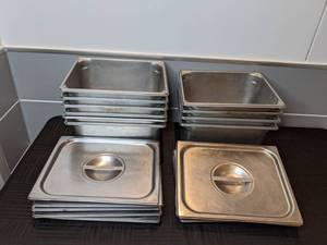 lot 40 image: Set of Commercial Stainless Steel Pans and Lids