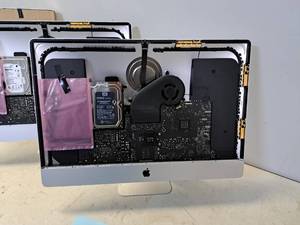 lot 1566 image: Apple A1419 iMac PC (for parts only)