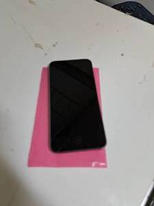lot 1636 image: Apple A1421 4 iPhone 7 (for parts only)