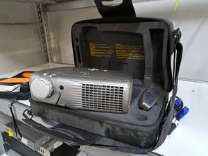 lot 1648B image: Dell 2300MP DLP Front Projector with Remote Control, Power Cord and Case