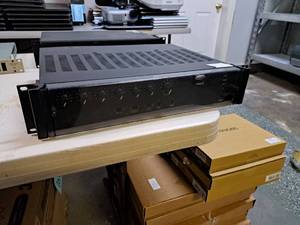 lot 1683 image: CMA30 Bi Amp