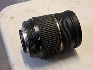 lot 1688 image: SP AF Aspherical XR Di IF 28-75mm 12.8 Macro Camera Lens