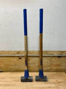 lot 80 image: KOBALT Lot of 2- 8 LB Sledge Hammers