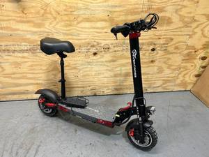 lot 5 image: EVERCROSS H5 Electric Scooter