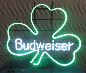 lot 1 image: NEON BUDWEISER BEER LIGHT