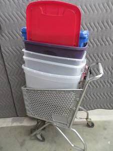 lot 58 image: SHOPPING CART STORAGE TOTES.