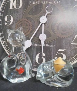 lot 59 image: BLOWN GLASS CAT PLUS
