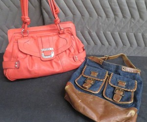 lot 79 image: PURSES