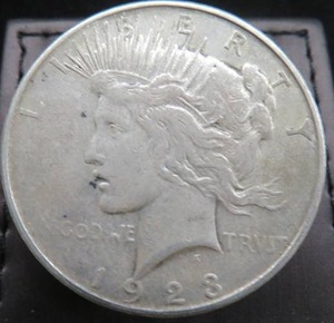 lot 88 image: 1923 LIBERTY SILVER DOLLAR