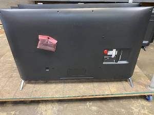 lot 988 image: 70UP7070PUE LG - 70 Class UP7070 Series LED 4K UHD Smart webOS TV(CUTSCRATCH)