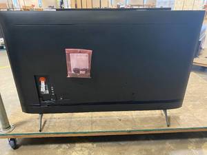 lot 989 image: UN70TU7000B Samsung - 70 Class 7 Series LED 4K UHD Smart Tizen TV (SMALL SPOT)