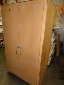 2 door Cabinet