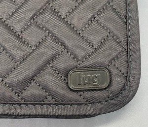 lot 55 image: Lovely Lug Wallet