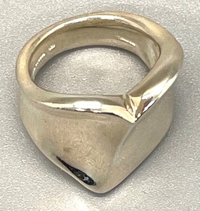 lot 112 image: Swell Sterling Silver Ring