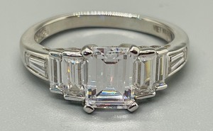lot 140 image: Charming Sterling Silver and Cubic Zirconia Ring