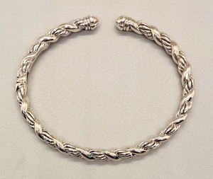lot 146 image: Stainless Steel hinged Bracelet