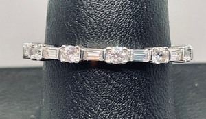 lot 199 image: Sparkling Serling Silver and Cubic Zirconia Ring