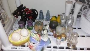 lot 2 image: Salt and Pepper Shakers