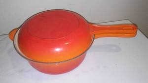lot 24 image: Le Creuset 22 Cast Bowl With Cover.