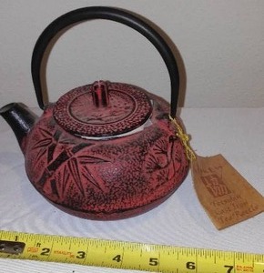 lot 71 image: Unity Tetsubin Cast Iron Tea Kettle