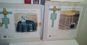 lot 190 image: Decorator Table With Matching Glass Top