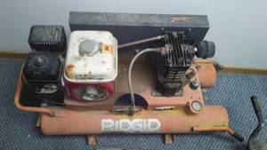 lot 190A image: Rigid Air Compressor, Gas, 10 gallon capacity, Honda engine.
