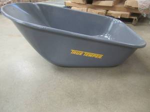 lot 334 image: True Temper 6 cu. ft. Wheelbarrow Bucket