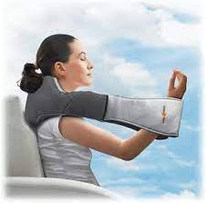 lot 8 image: SONICOMFORT ELECTRONIC NECK & SHOULDER MASSAGER WITH OPTIONAL HEAT THERAPY