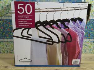 lot 20 image: Flocked Hangers - 50-pack