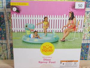 lot 50 image: Dino Spray Pool - Sun Squad