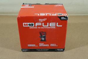lot 18 image: Milwaukee M18 Fuel Compact Router -Tool Only