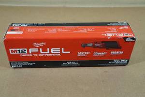 lot 21 image: Milwaukee M12 Fuel 38 High Speed Ratchet -Tool Only