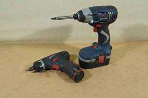 lot 30 image: Bosch 18v Impactor Driver with 12v Drill
