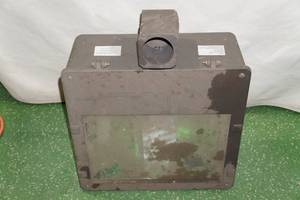lot 38 image: Commercial Exterior HID Floodlight