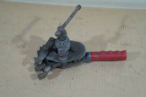 lot 42 image: Rolo-Flair Flaring Tool
