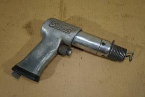 lot 43 image: Vintage Snap-On Air Hammer