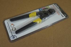lot 52 image: Apollo Pex Pinch Clamp Tool