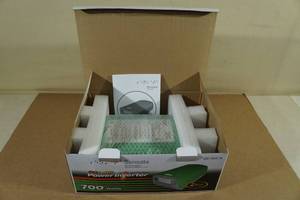 lot 60 image: NEW Sensata 700 Watt DC to AC Pure Sine Wave Power Inverter