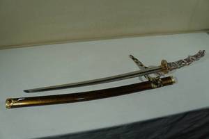 lot 110 image: White Dragon Handle Samurai Sword with Stainless Blade