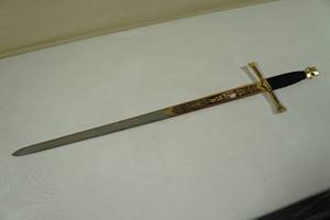 lot 113 image: Toledo Isabella and Ferdinand Broad Sword - Tanto Monta