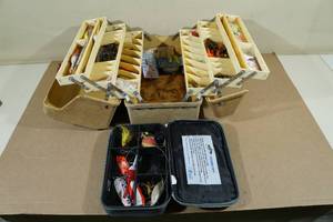 lot 149 image: Old Pal Tackle Box with Tackle