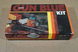 lot 174 image: Hoppes Gun Blue Kit