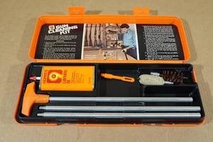 lot 189 image: Hoppes 9 Shotgun Cleaning Kit