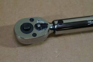 lot 232 image: Wright Tool Micrometer Torque Wrench - 38 Drive - 30-200 InLbs
