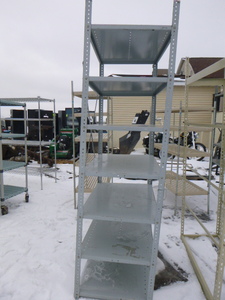 lot 32 image: 7 Tier Metal Shelving