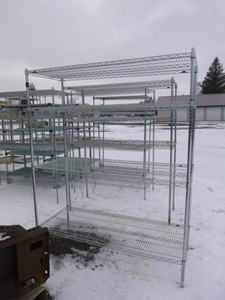 lot 40 image: 4 Tier Wire Racking