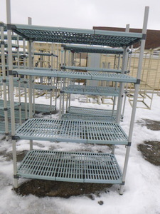 lot 47 image: 4 Tier Shelving