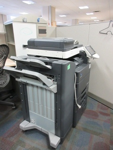 lot 4 image: KONICA MINOLTA BIZ HUB COPIER PRINTER