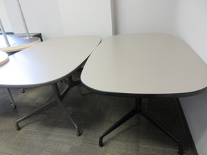 lot 634 image: HERMAN MILLER EAMES TABLES