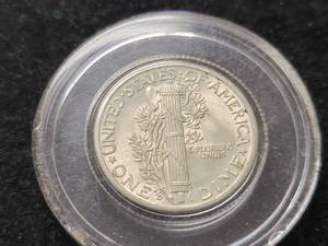 1937-D US MERCURY DIME UNC IN AIRTITE